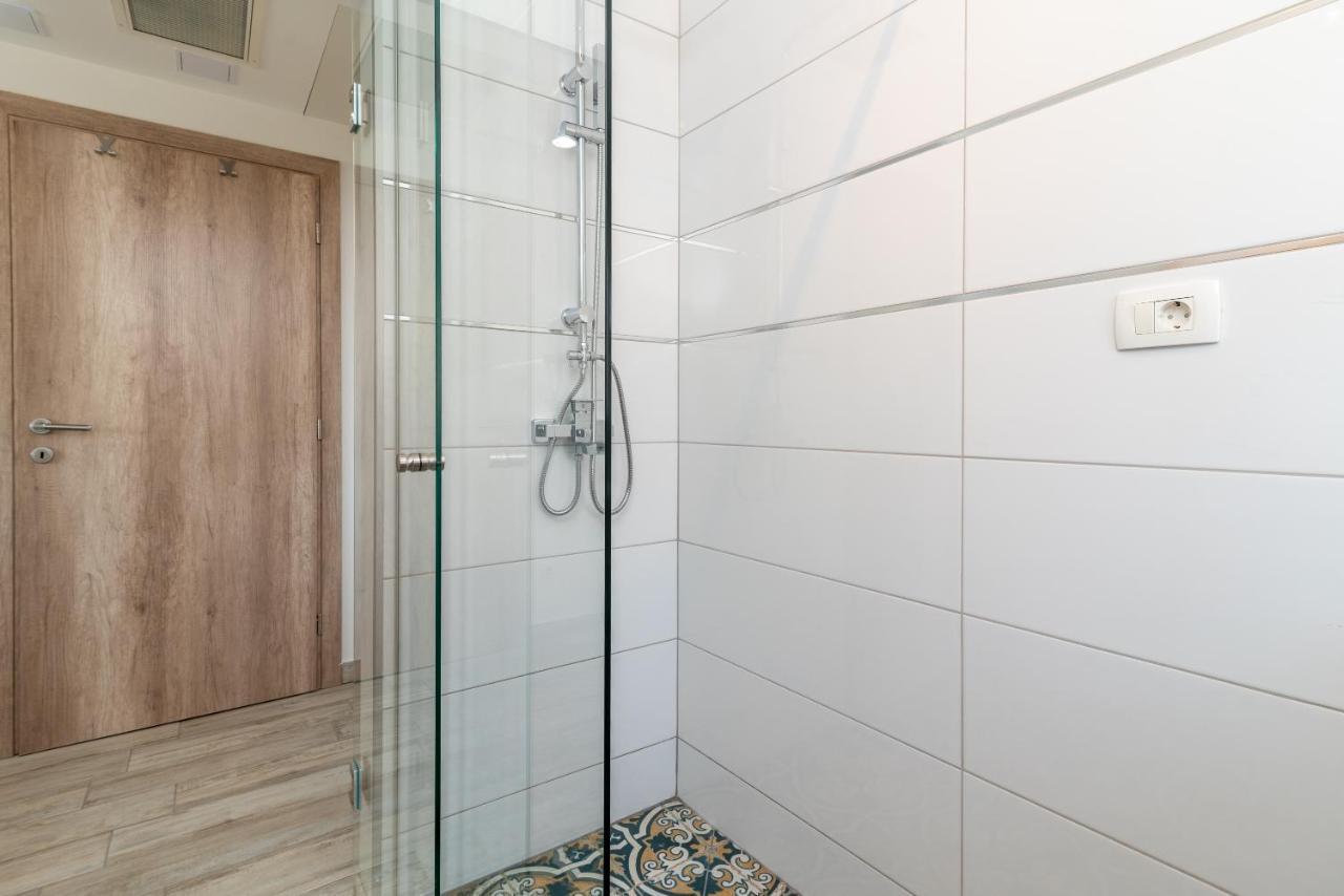 Apartmani Princi โตรกีร์ ภายนอก รูปภาพ