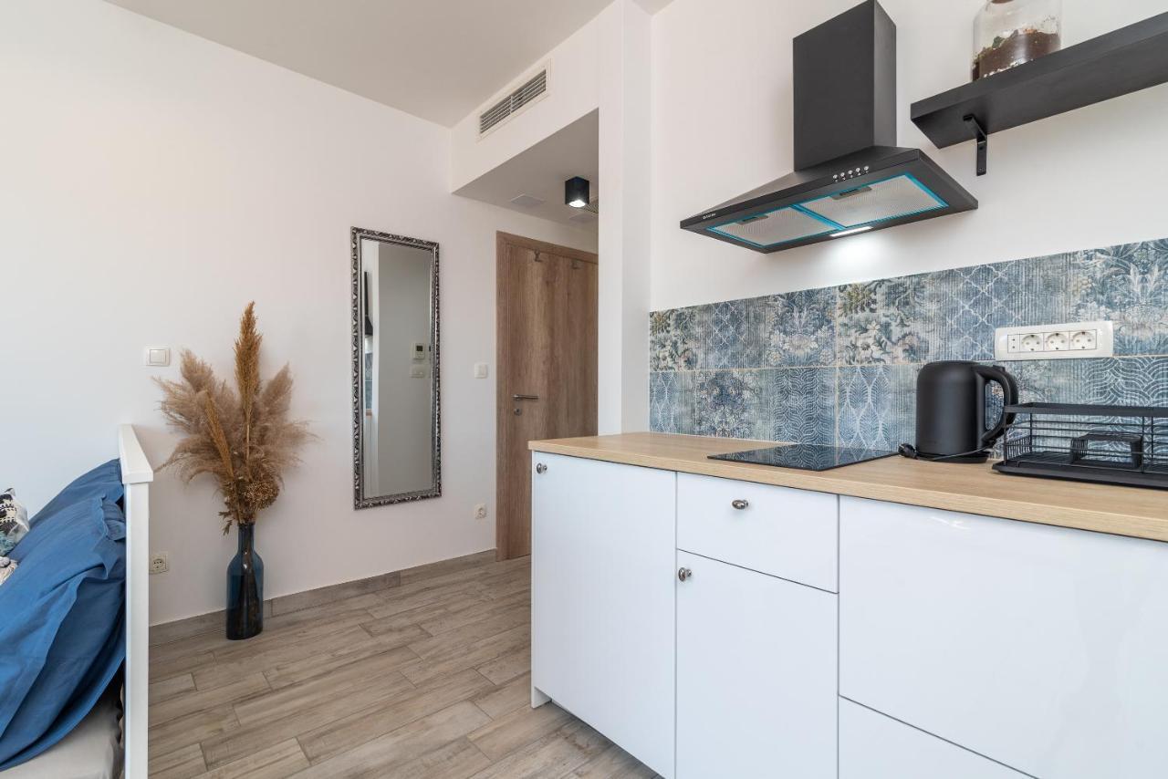 Apartmani Princi โตรกีร์ ภายนอก รูปภาพ
