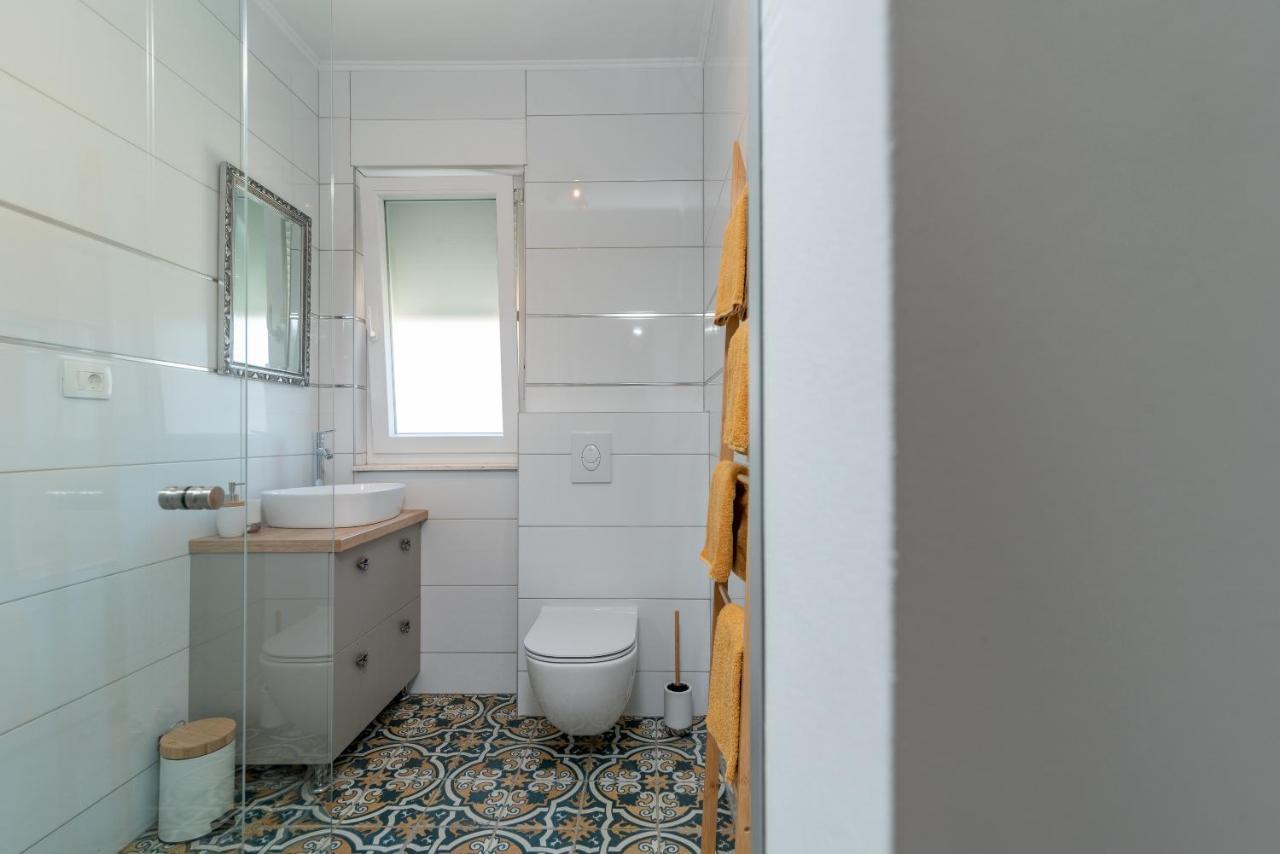 Apartmani Princi โตรกีร์ ภายนอก รูปภาพ